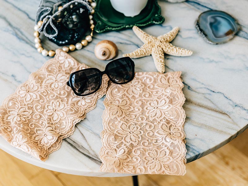 pair of Bandelettes® on table with accessories